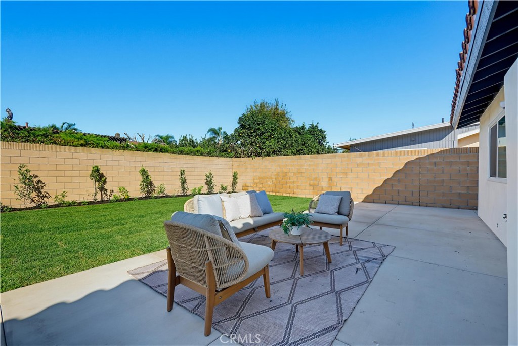 9921 Garrett Circle, Huntington Beach CA 92646 - photo 38
