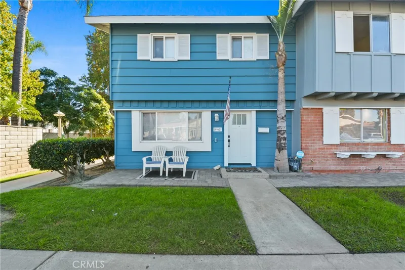 9962 Continental Drive, Huntington Beach, CA 92646
