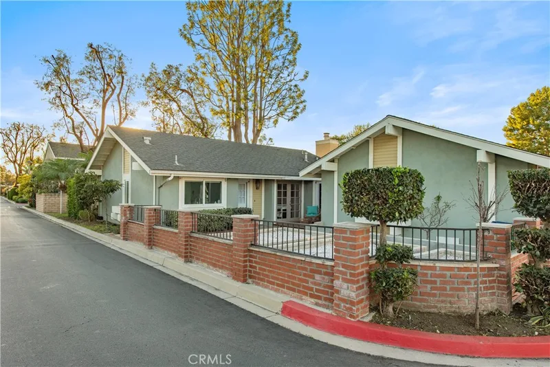 1 Emperor, Irvine, CA 92604