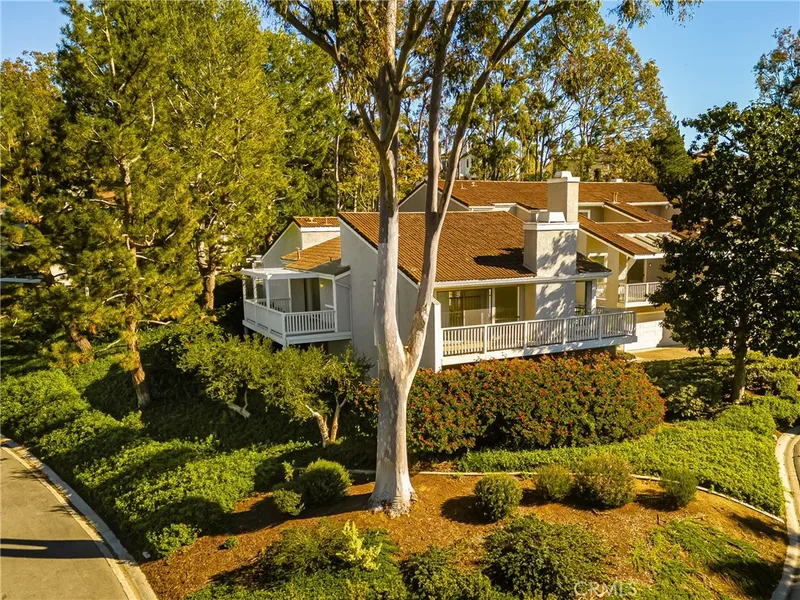 1 Falling Leaf, Irvine, CA 92612
