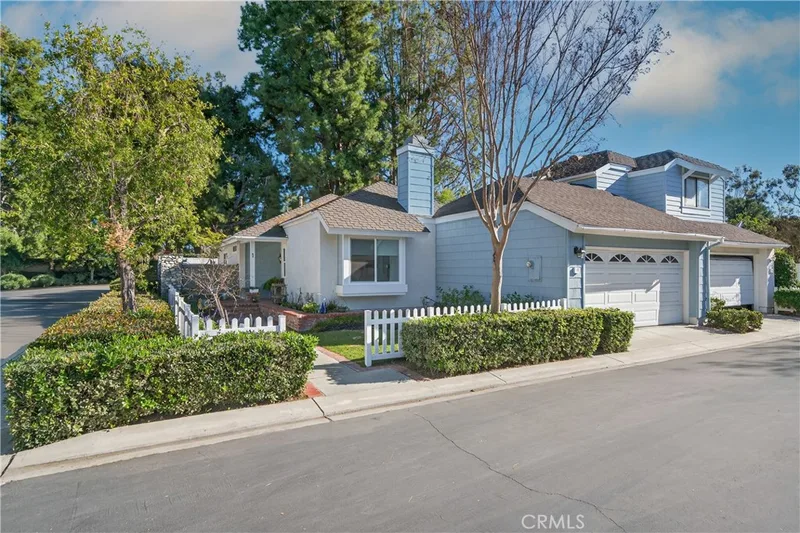 1 Summerfield 59, Irvine, CA 92614