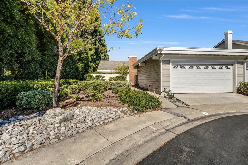 1 Tanglewood, Irvine CA 92604 - photo 2