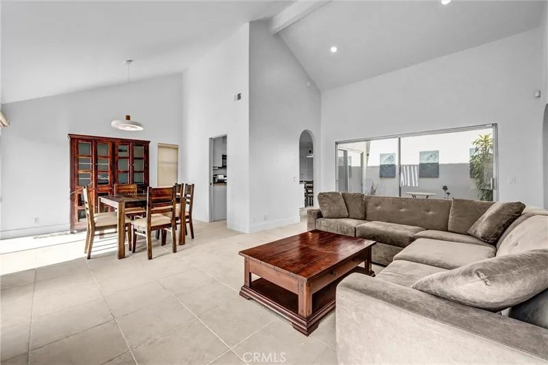 1 Tanglewood, Irvine, CA 92604