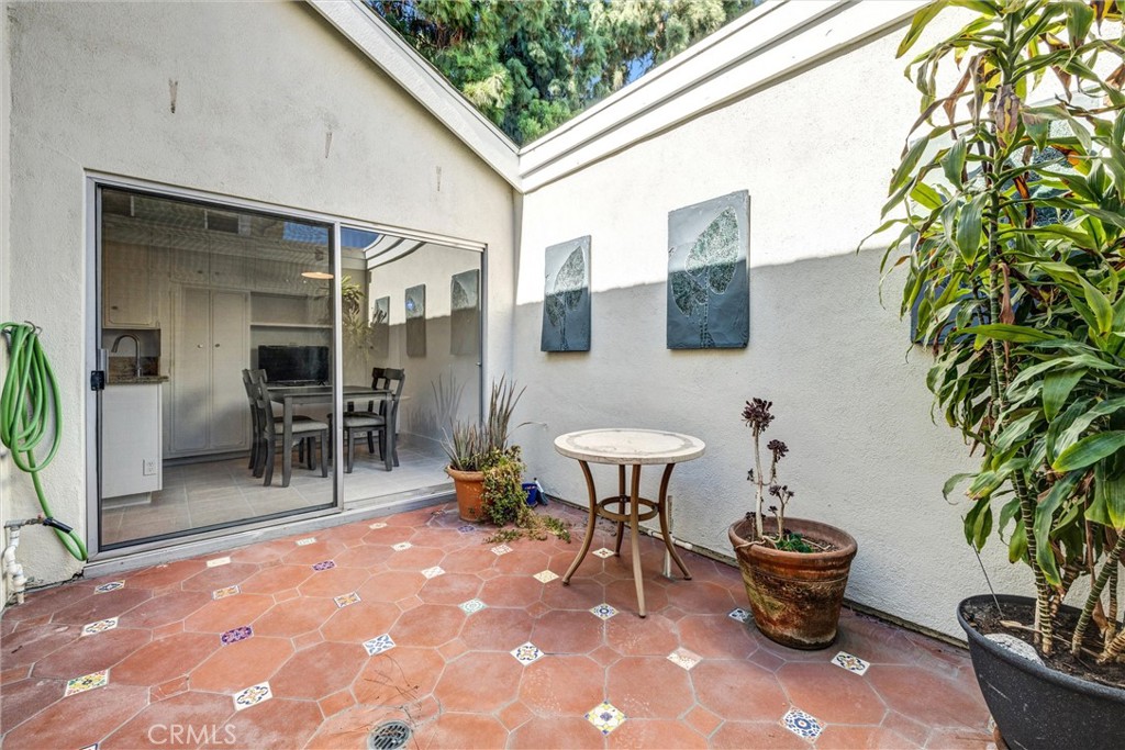 atrium/patio - 1 Tanglewood, Irvine CA 92604 - photo 23