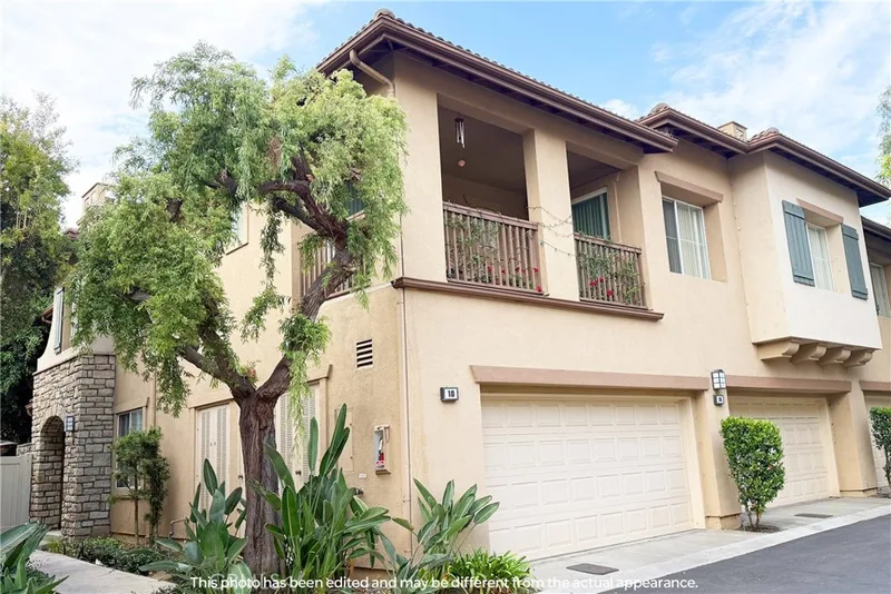 10 Bolinas 20, Irvine