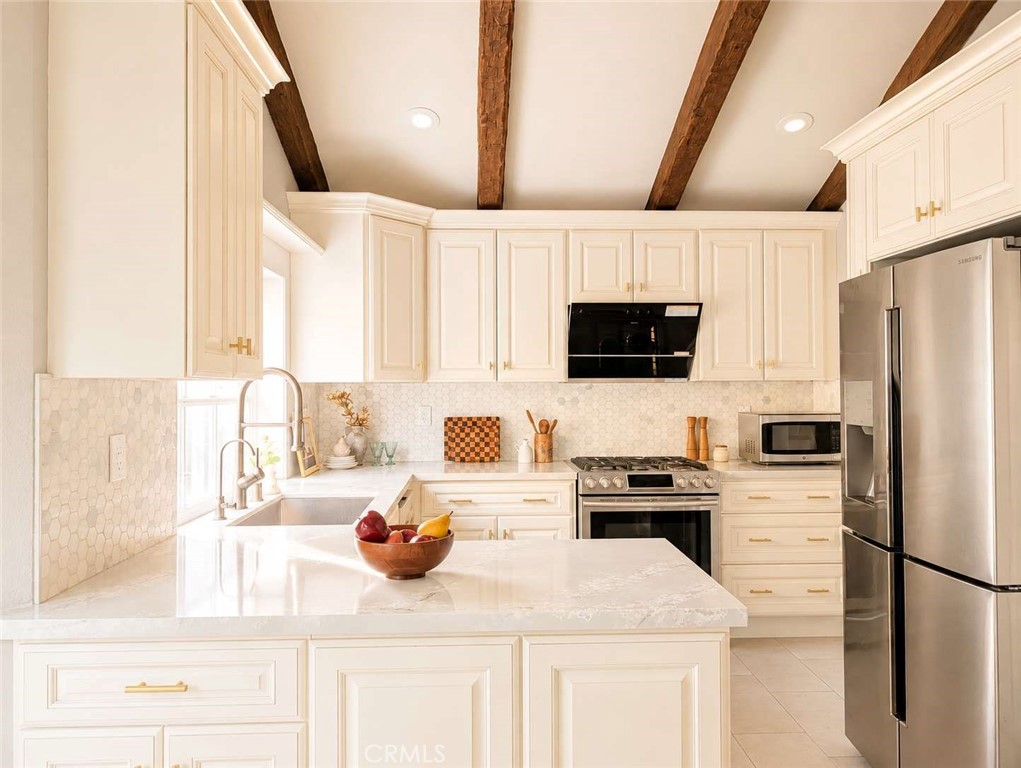 10 Delaware, Irvine CA 92620 - photo 8