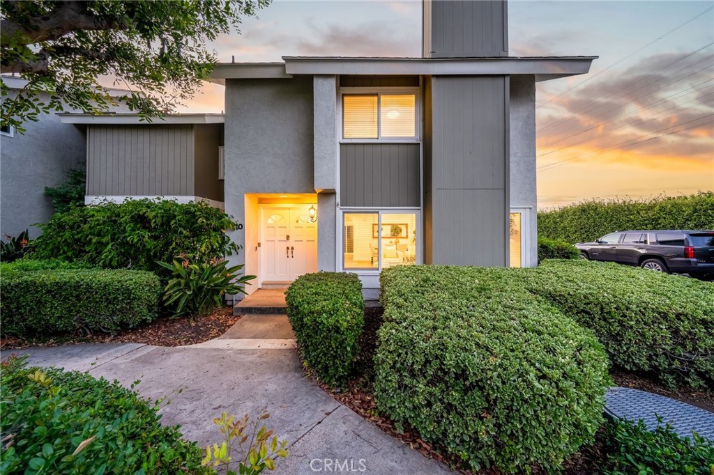 10 Goldenbush, Irvine CA 92604 - photo 2