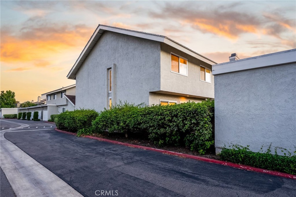 10 Goldenbush, Irvine CA 92604 - photo 46