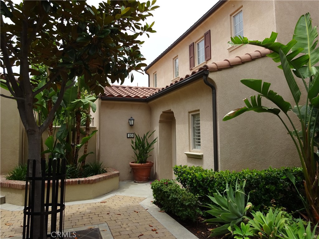 Front Door - 10 Iceberg Rose, Irvine CA 92620 - photo 2