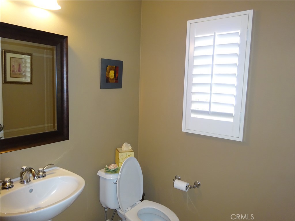 Powder room - 10 Iceberg Rose, Irvine CA 92620 - photo 6