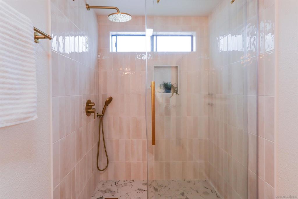 10 Morena 8, Irvine CA 92612 - photo 25