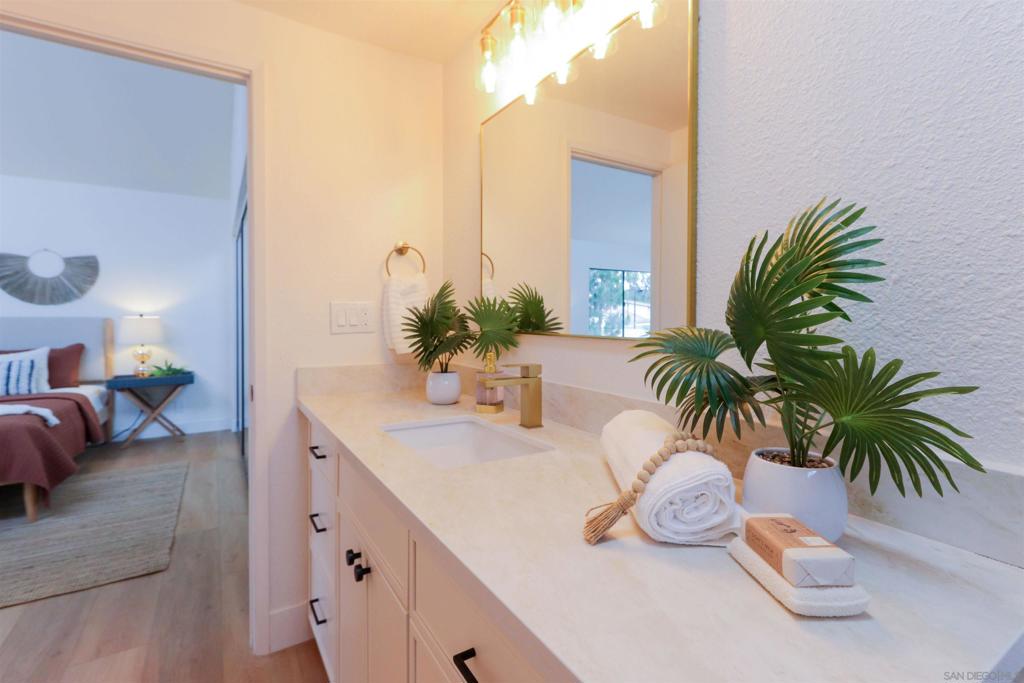 10 Morena 8, Irvine CA 92612 - photo 26