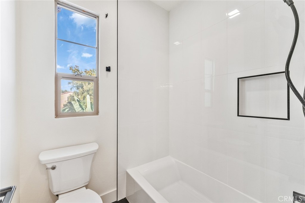 100 Alhambra, Irvine CA 92620 - photo 31