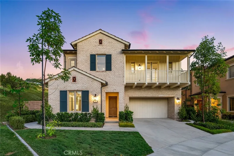 100 Bozeman, Irvine