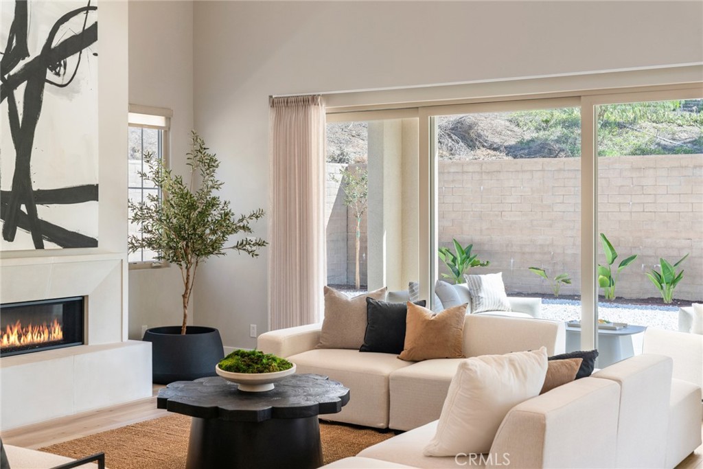 100 Bozeman, Irvine CA 92602 - photo 11