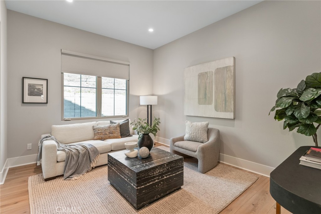 100 Bozeman, Irvine CA 92602 - photo 35