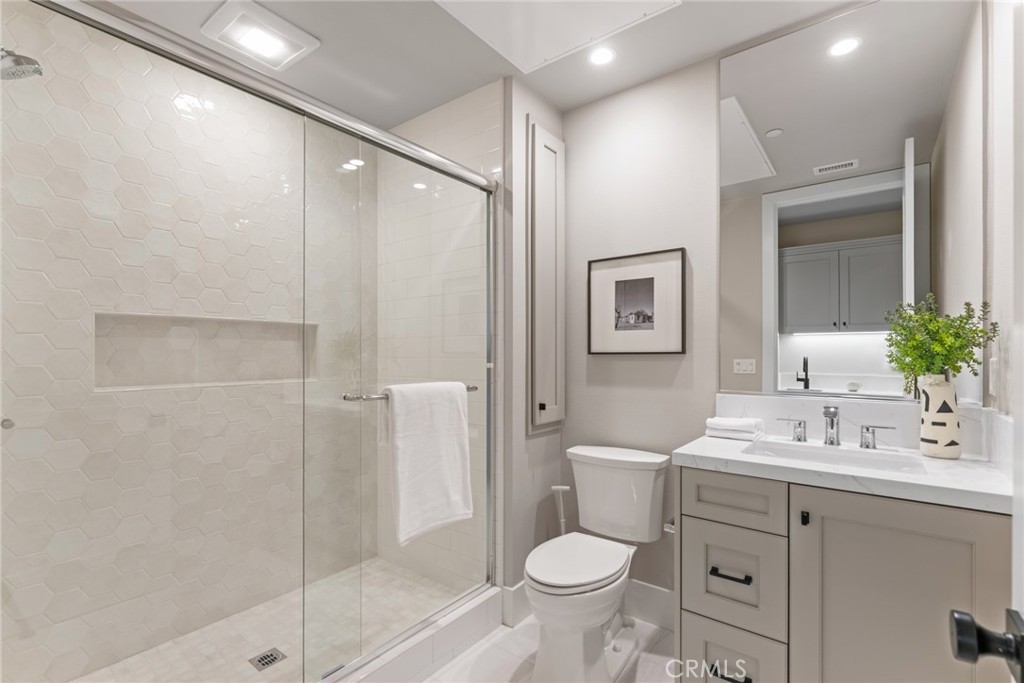 100 Bozeman, Irvine CA 92602 - photo 38