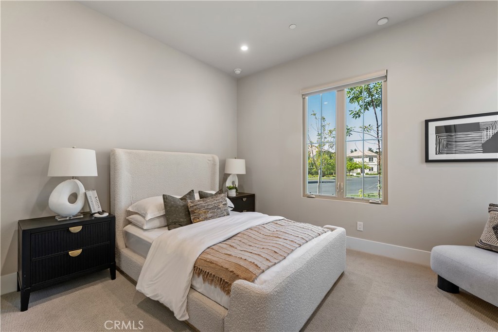 100 Bozeman, Irvine CA 92602 - photo 40