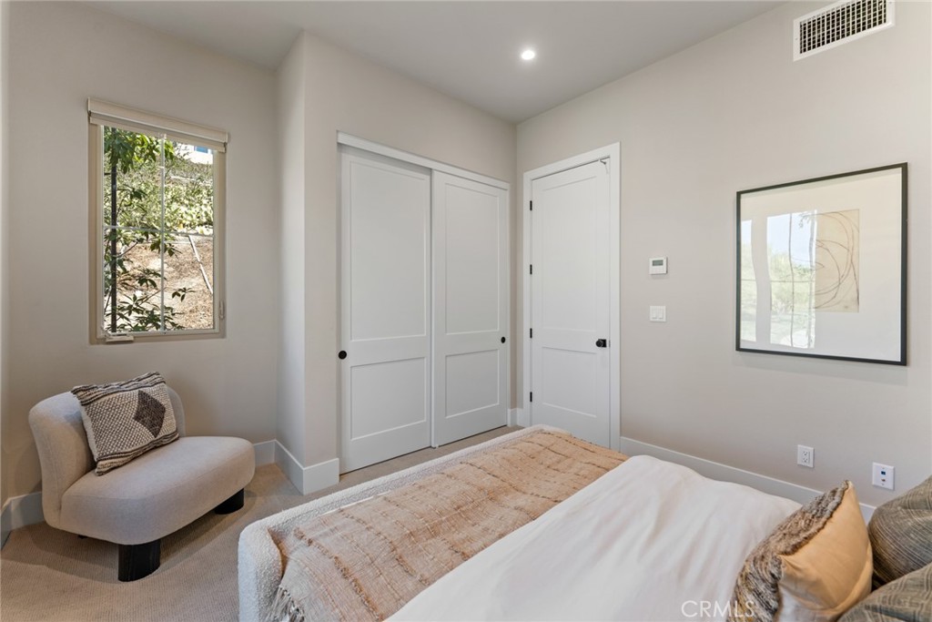 100 Bozeman, Irvine CA 92602 - photo 41