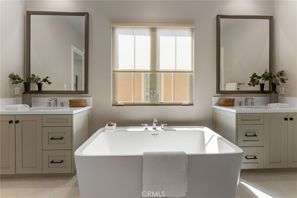 100 Bozeman, Irvine CA 92602 - photo 47