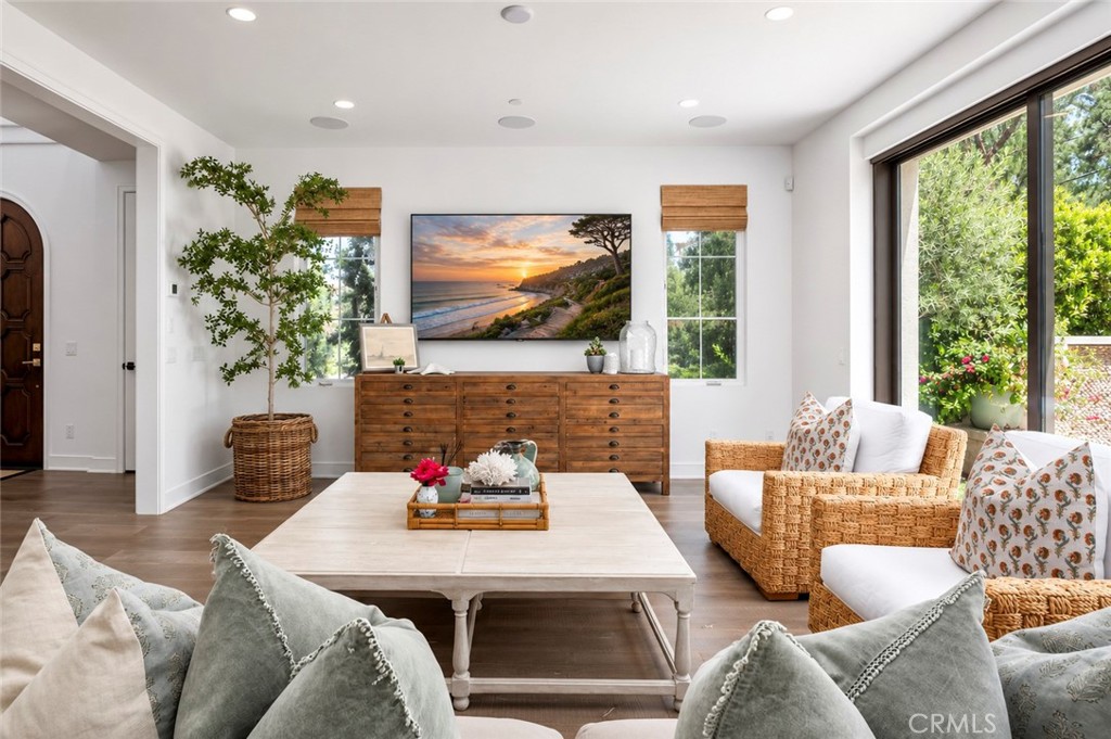 100 Della, Irvine CA 92602 - photo 8
