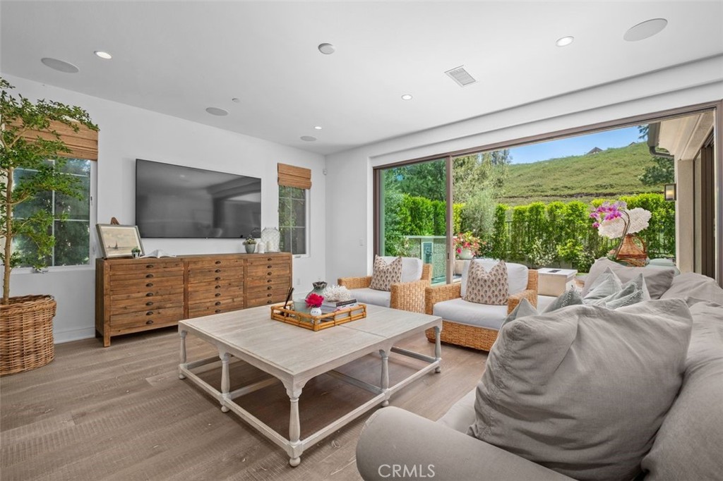 100 Della, Irvine CA 92602 - photo 10