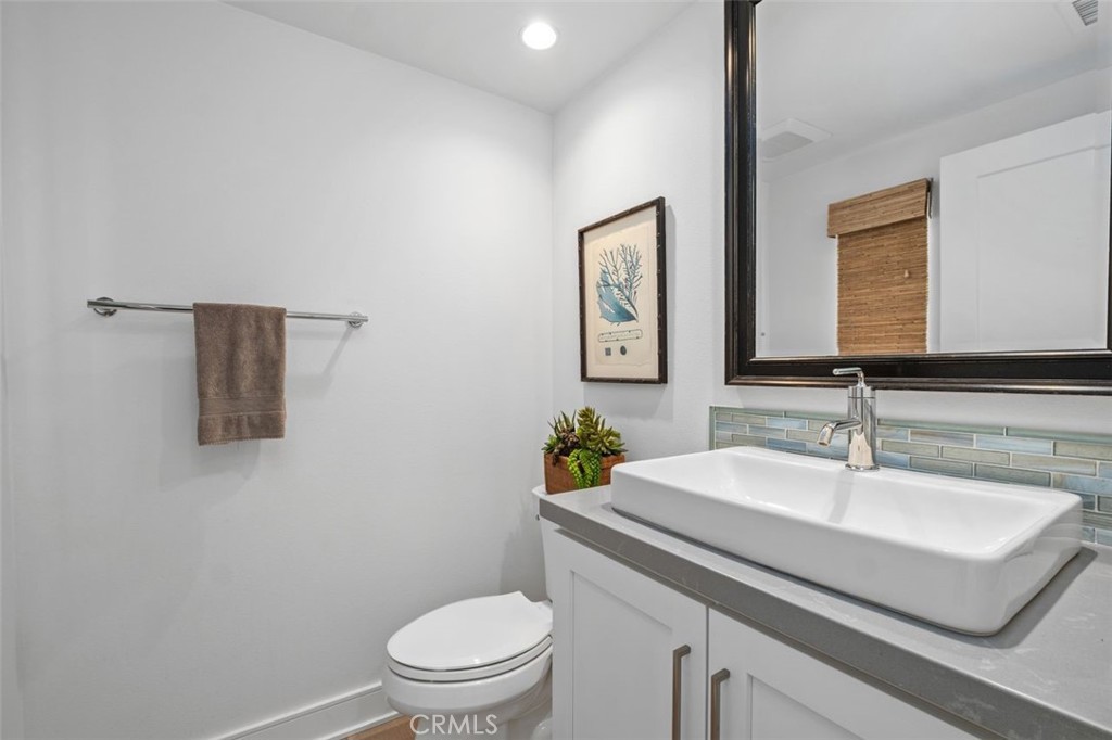 100 Della, Irvine CA 92602 - photo 19