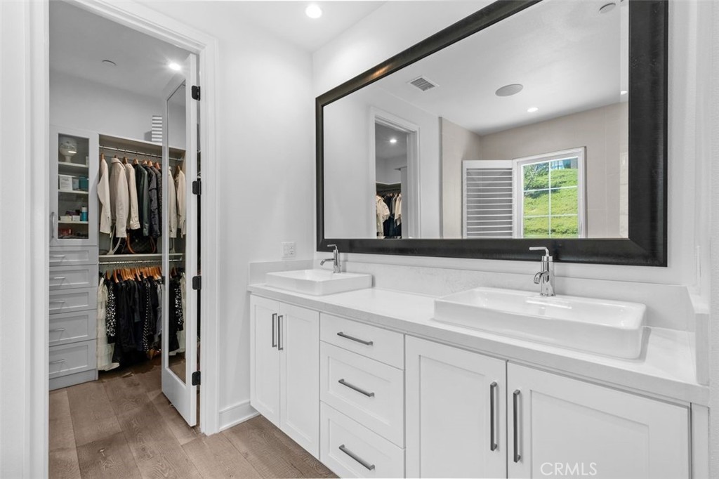 100 Della, Irvine CA 92602 - photo 29