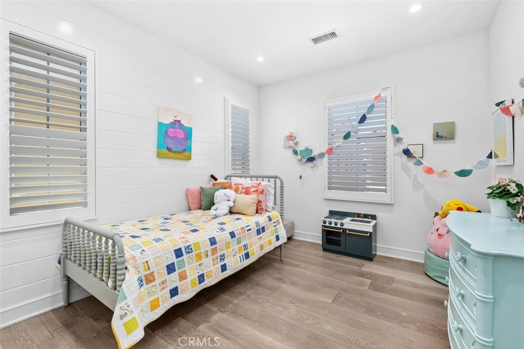 100 Della, Irvine CA 92602 - photo 33