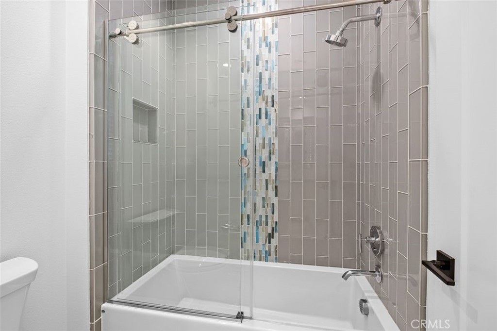 100 Della, Irvine CA 92602 - photo 35