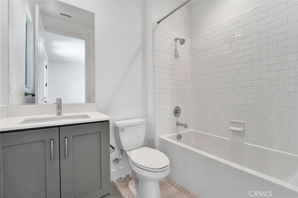 100 Whisper Rock, Irvine CA 92602 - photo 31