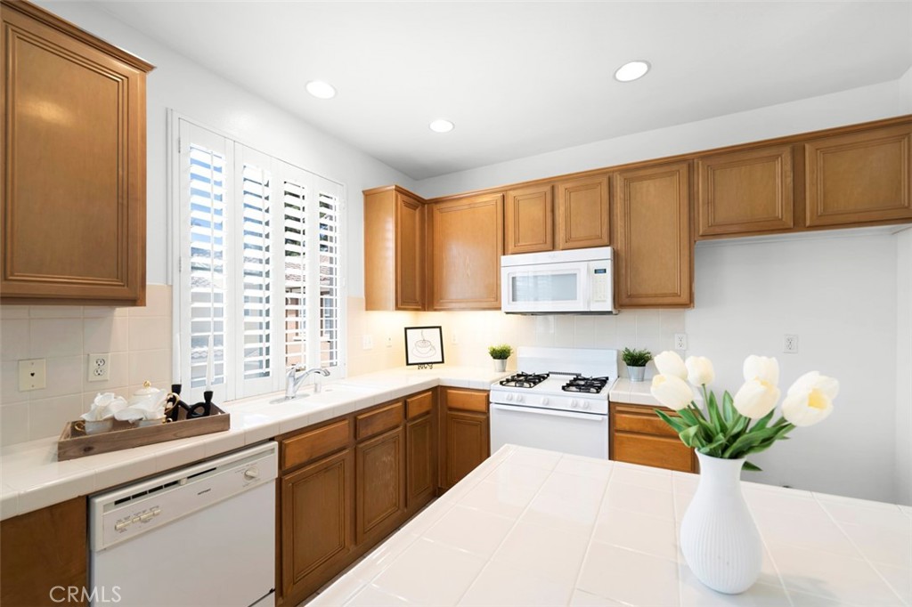 Make 1002 a DONE DEAL! - 1002 Timberwood, Irvine CA 92620 - photo 18