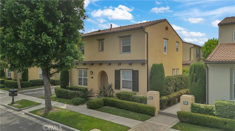 101 Waterman 153, Irvine, CA 92602