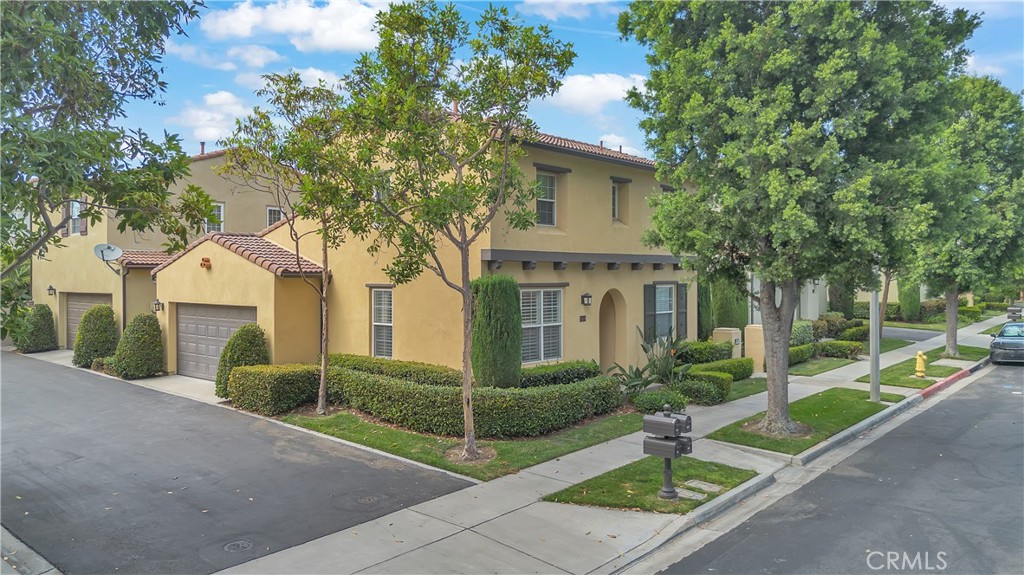 Home Side View - 101 Waterman 153, Irvine CA 92602 - photo 2