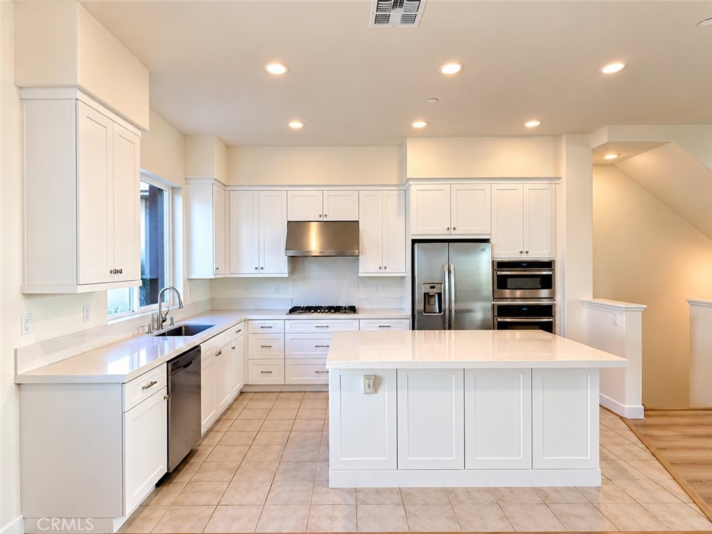 102 Abacus, Irvine CA 92618 - photo 7