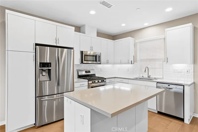 102 Briarberry, Irvine, CA 92618