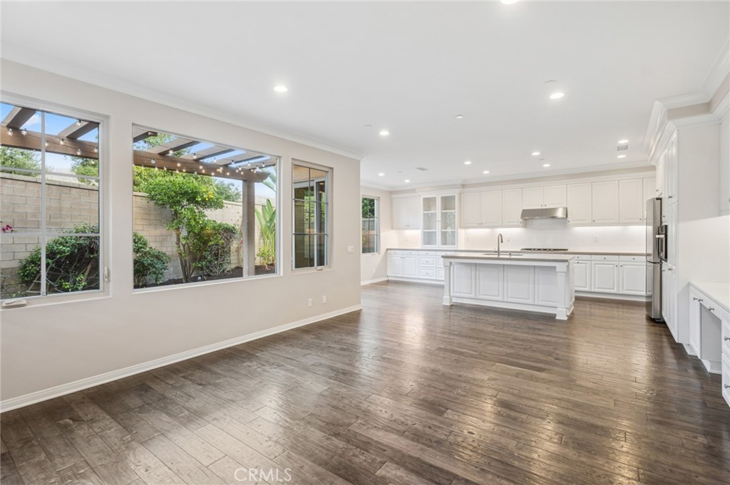 102 Brindisi, Irvine CA 92618 - photo 4