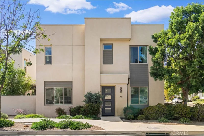 102 Menkar, Irvine, CA 92618 102 Menkar, Irvine, CA 92618