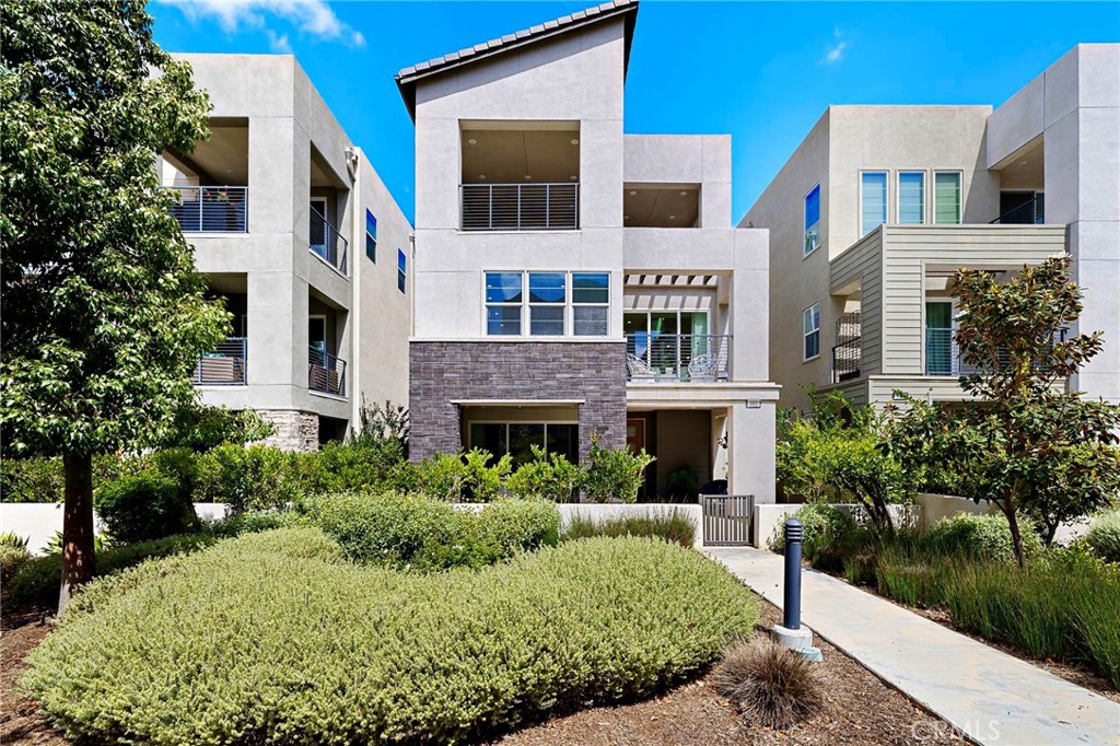 102 Pattern, Irvine CA 92618 - photo 1