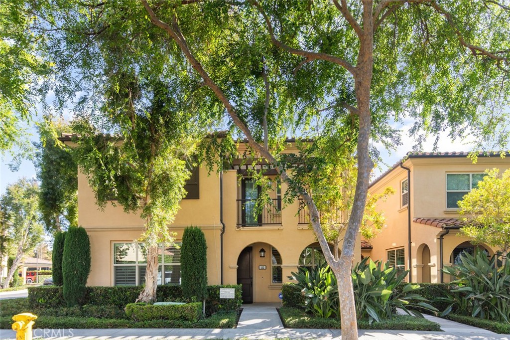 Entry way - 102 Rose Arch, Irvine CA 92620 - photo 1