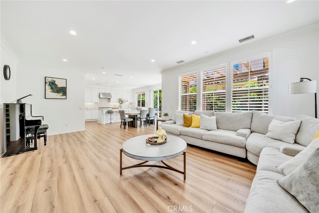 104 Beechmont, Irvine CA 92620 - photo 12