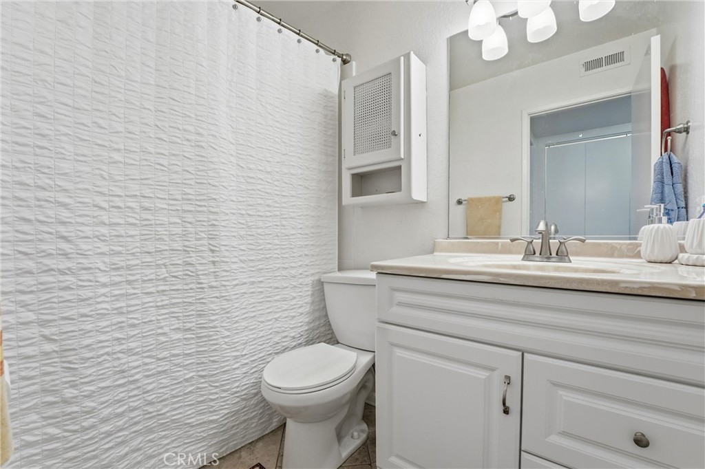 104 Oval, Irvine CA 92604 - photo 7