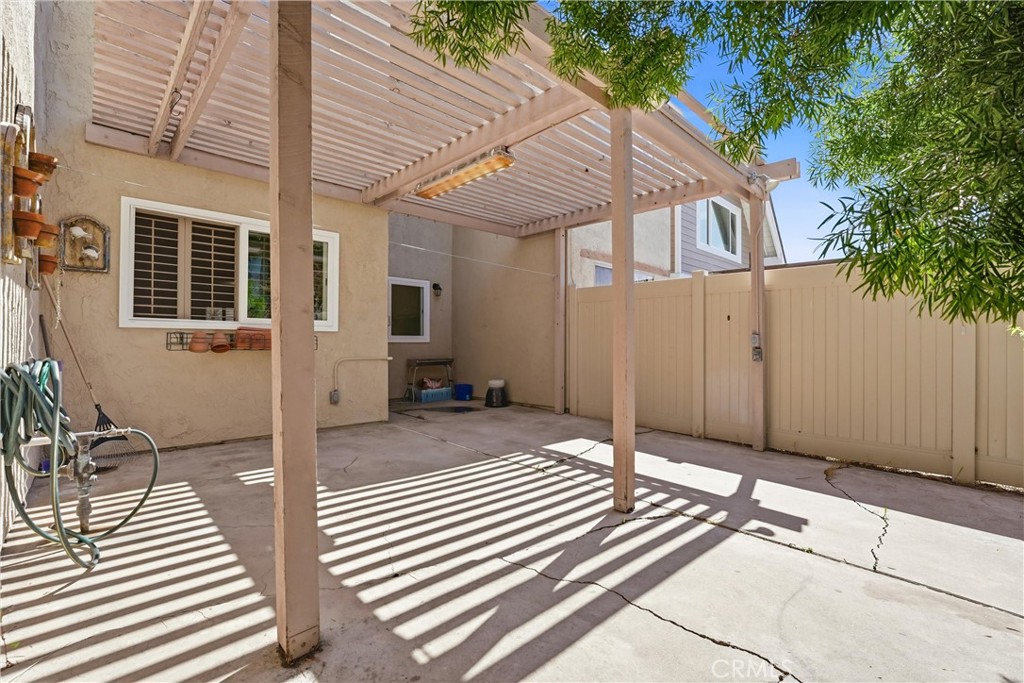 104 Oval, Irvine CA 92604 - photo 15