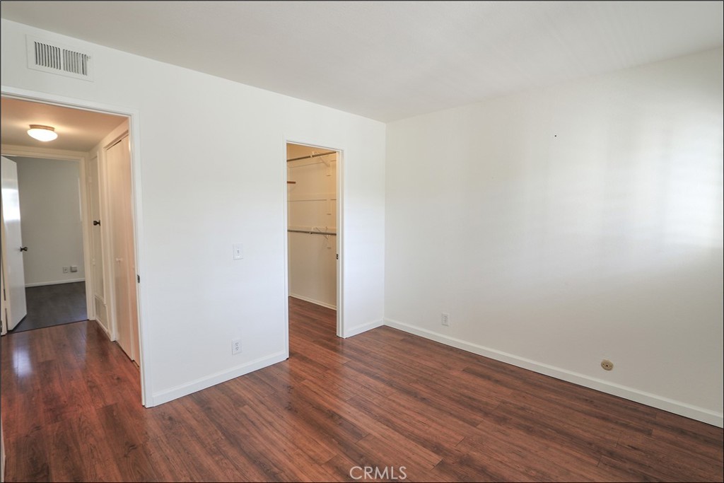 104 Oval, Irvine CA 92604 - photo 15