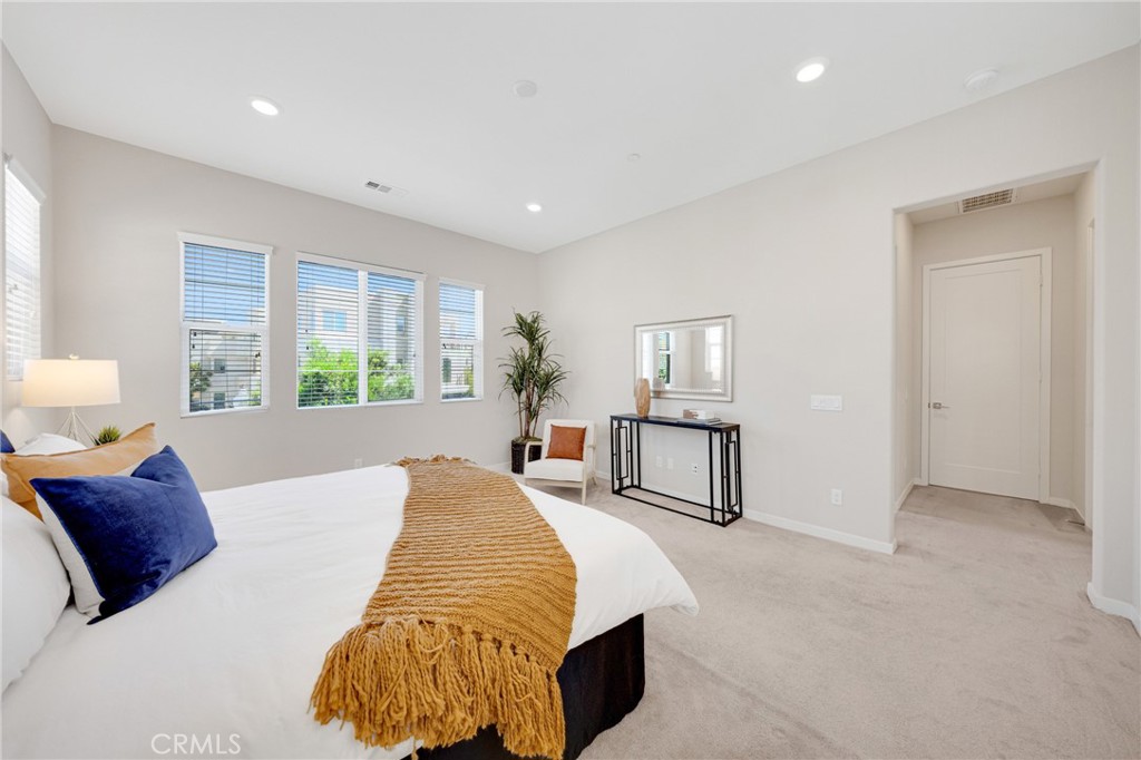 104 Sculpture, Irvine CA 92618 - photo 12