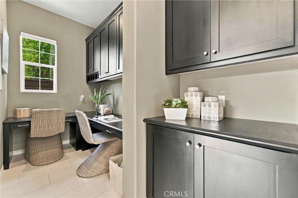 Additional work area on main level, off kitchen - 104 Sparrow, Irvine CA 92618 - photo 31