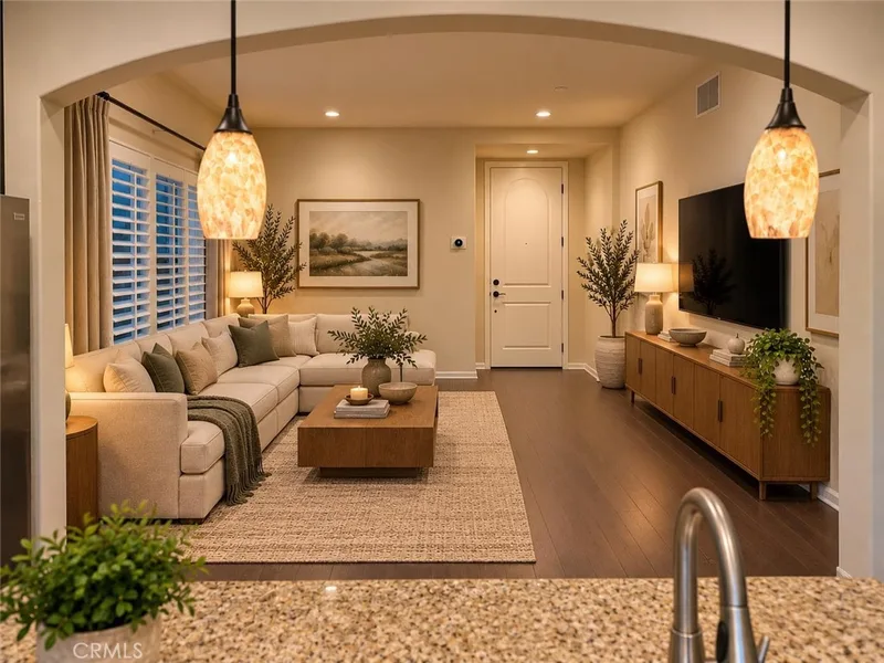 104 Strawberry Grove, Irvine