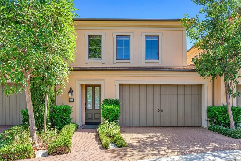 104 Working, Irvine, CA 92602