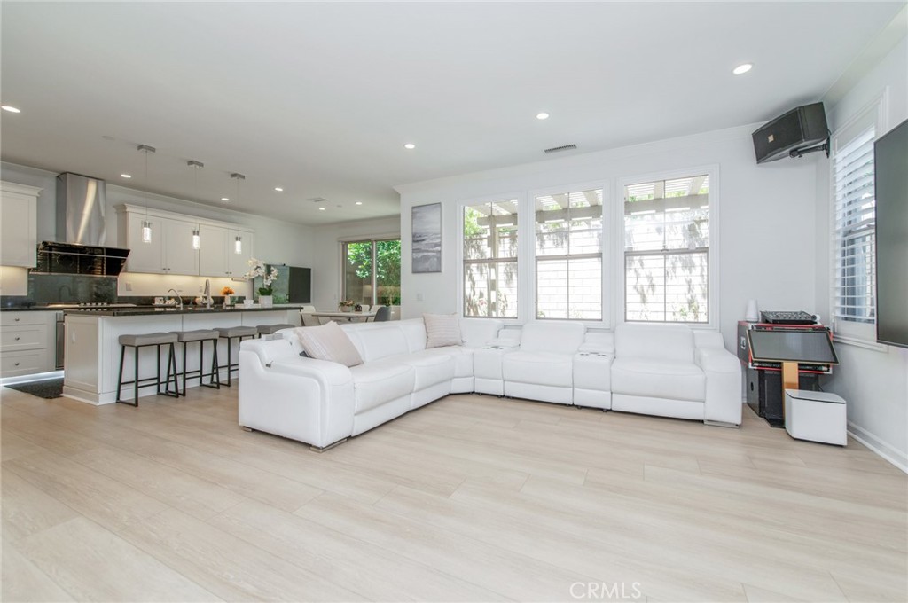 105 Breakwater, Irvine CA 92620 - photo 5