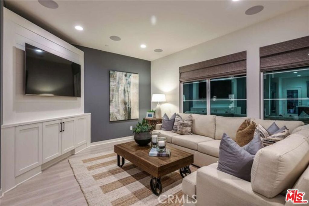 105 Episode, Irvine CA 92618 - photo 7